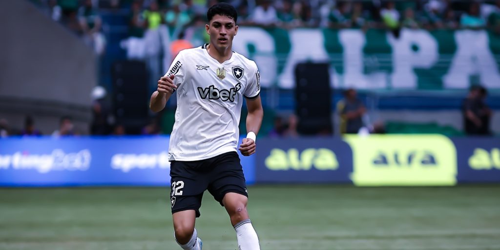 Botafogo's Jair Cunha is a player to watch in the Group B at the Club World Cup (Reuters)