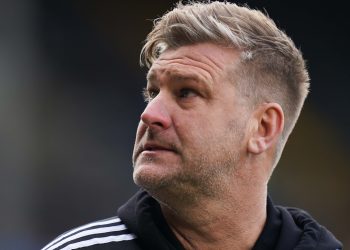 Salford City manager Karl Robinson (Imagn)