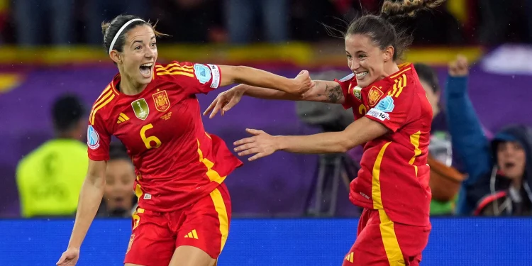 Spain players celebrate