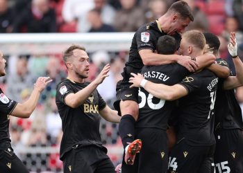 Oxford United celebrate vs Bristol City (Rex Features)