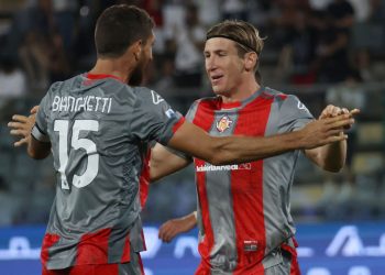 Cremonese's Federico Baschirotto and Matteo Bianchetti (Imagn)