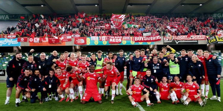 Shelbourne celebrate their qualification for the UEFA Europa Conference League (Imagn)