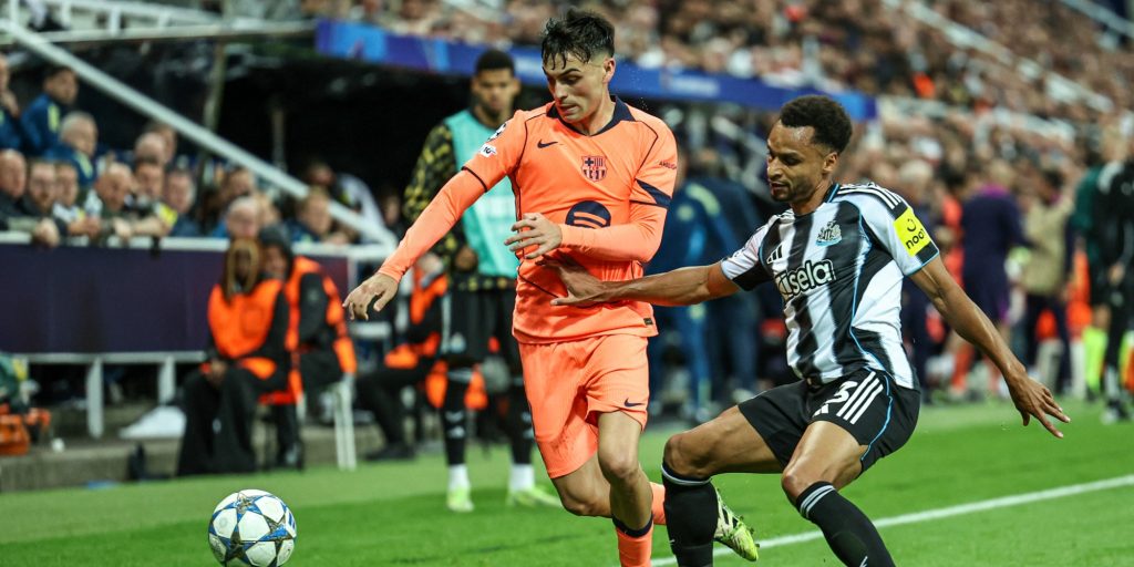 Pedri rose to the physical challenge posed by Newcastle United against FC Barcelona (Imagn)