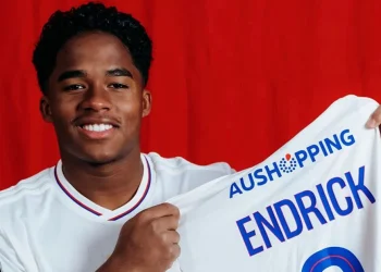 Real Madrid loanee Endrick is set to make his debut for Lyon (Olympique Lyonnais)